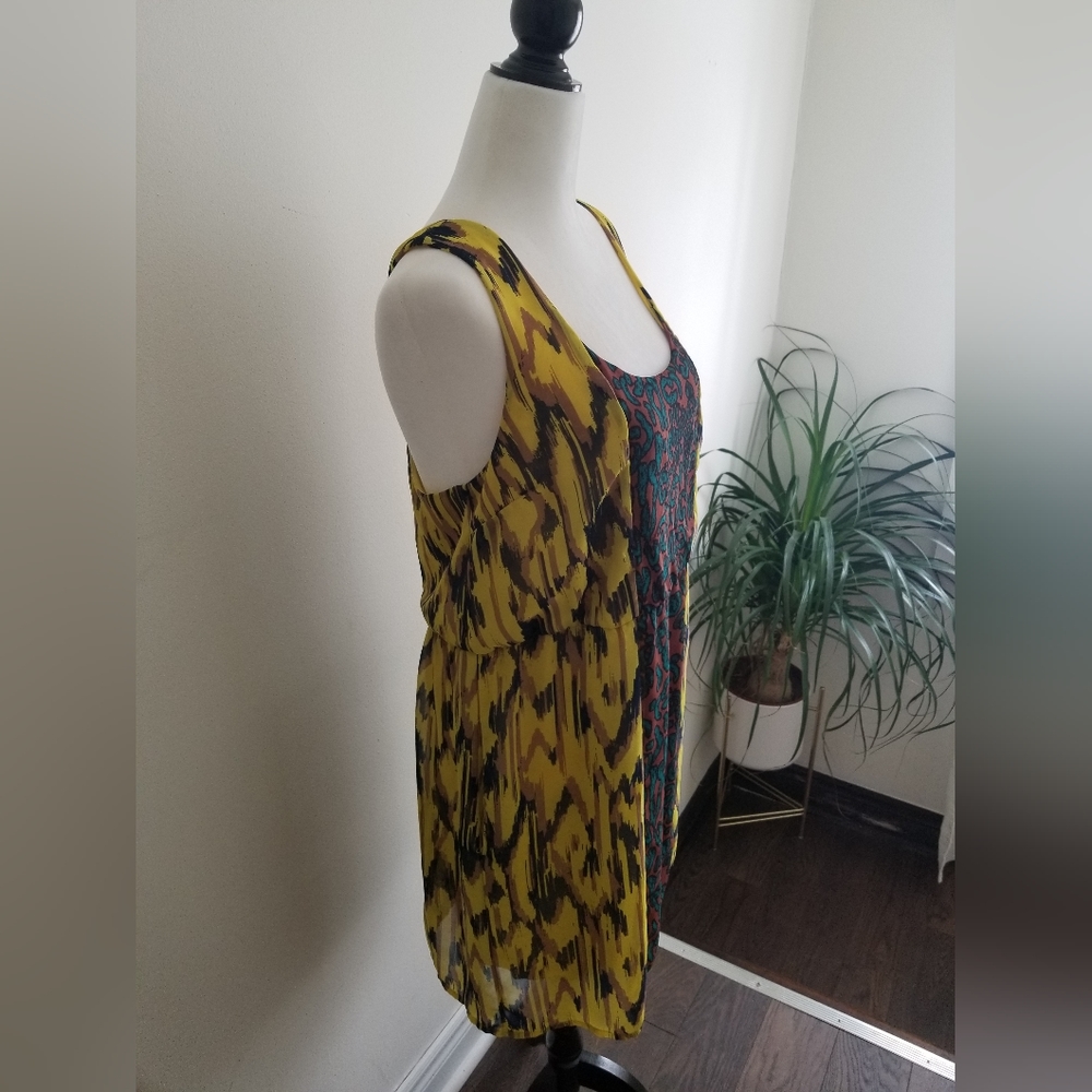 Easy wearing funky spring/summer dress - WITH POCKETS!